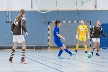 Bild 572 - C-Juniorinnen Loewinnen Cup